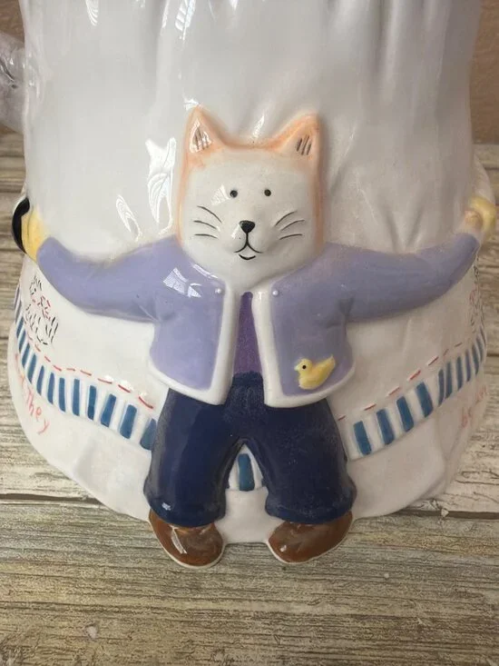 Dept 56 Three Little Kittens Storybook Collection Ceramic Teapot Cookie Jar - Picture 8 of 16
